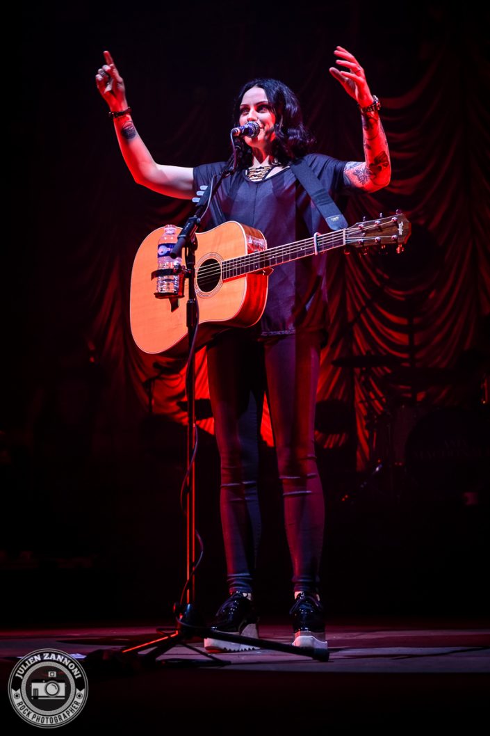 Amy Macdonald plays at Guitare en Scène 2017