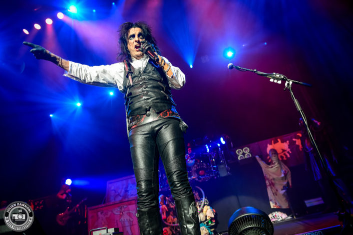 Alice COOPER plays in Lyon in 2017