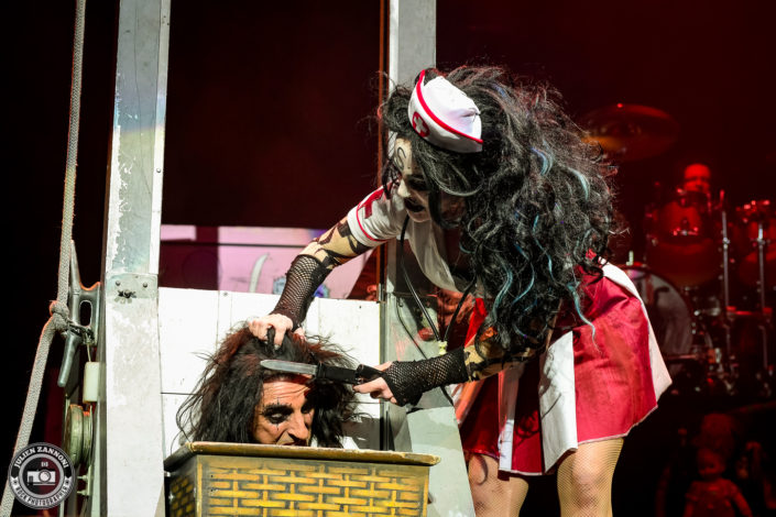 Alice COOPER plays in Lyon in 2017