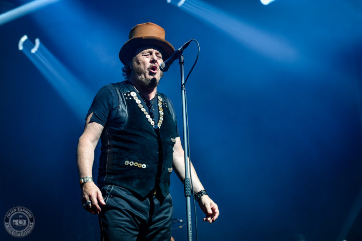 Zucchero plays at the Guitare en Scène Festival 2018